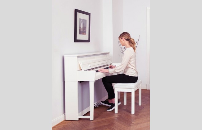 Yamaha CLP785 Polished White Digital Piano - Image 6
